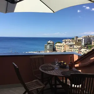 la-mansarda-sul-mare.hotelitalianriviera.com/